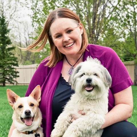 Cathy has two rescue dogs, Chancho and Oscar. 